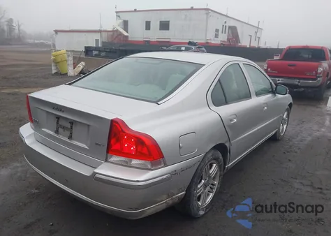 2006 Volvo S60 2.5T z USA, uszkodzony, nr VIN YV1RS592962523141